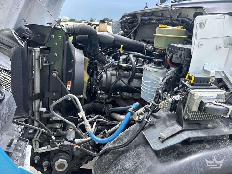 2019-ford-f750-image-7