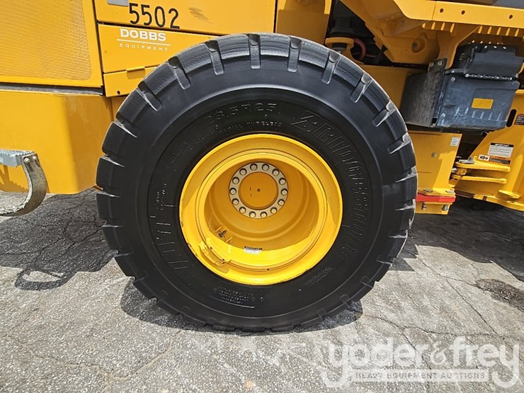 2023-deere-644p-image-11