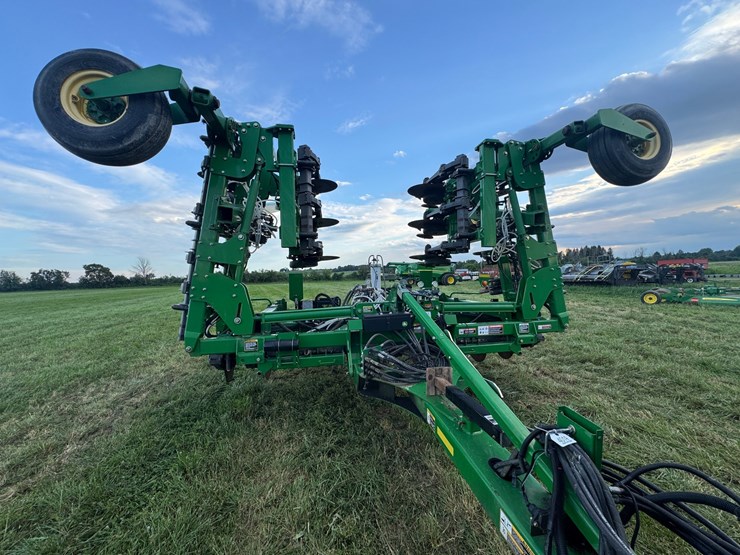 2012-john-deere-2510h-image-8