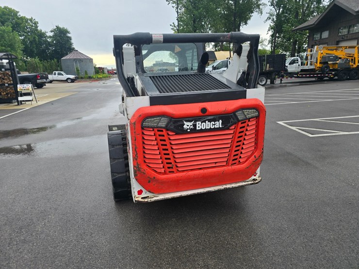 2021-bobcat-t64-image-8