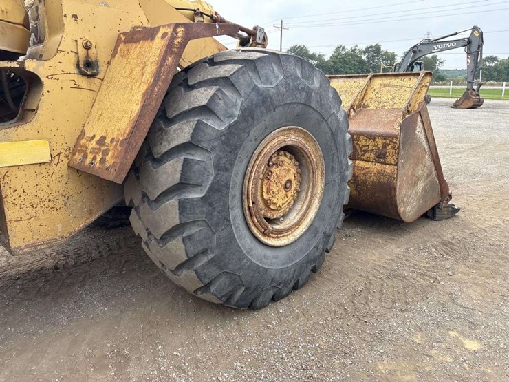 caterpillar-966d-image-12