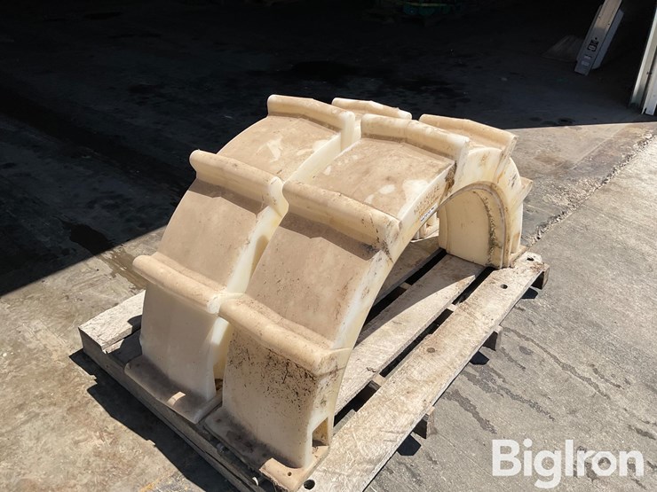 mach-2-solid-pivot-wheel-halves-image-3