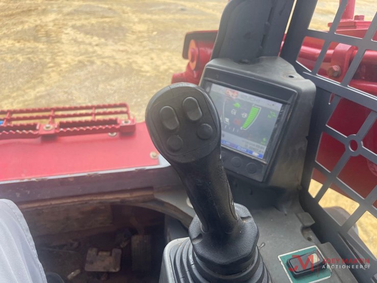 takeuchi-tl10v2-image-15