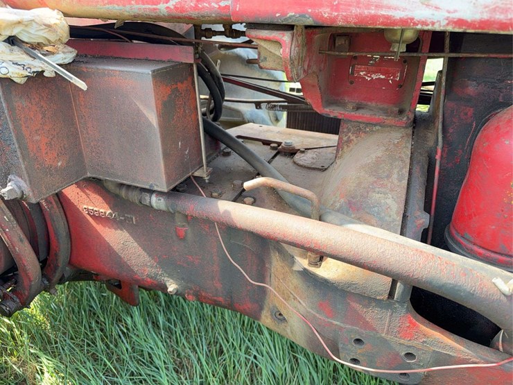 international-mccormick-deering-wd-9-image-24