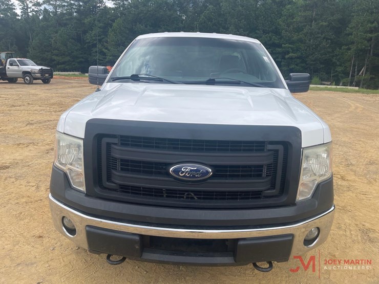 2014-ford-f150-xl-image-8