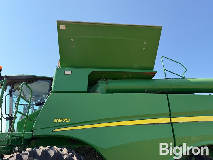 2013-john-deere-s670-image-19