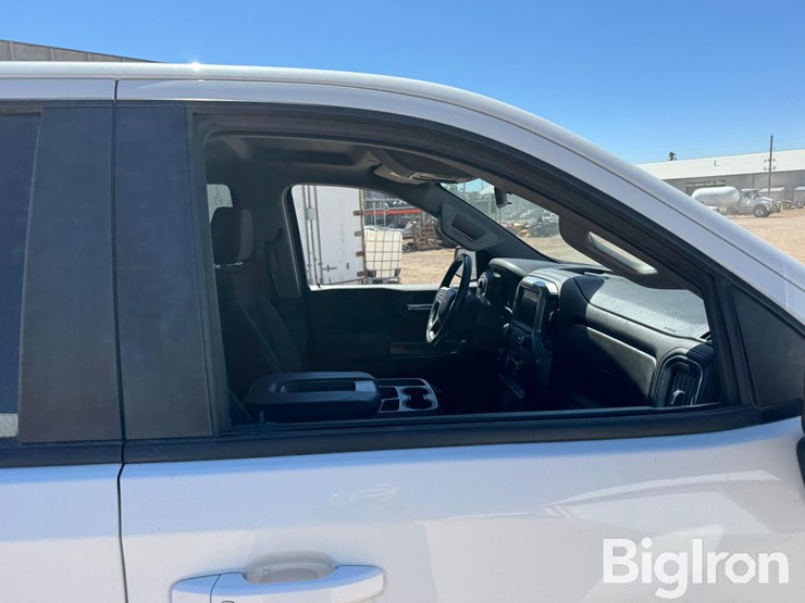 2021-chevrolet-silverado-1500-image-18