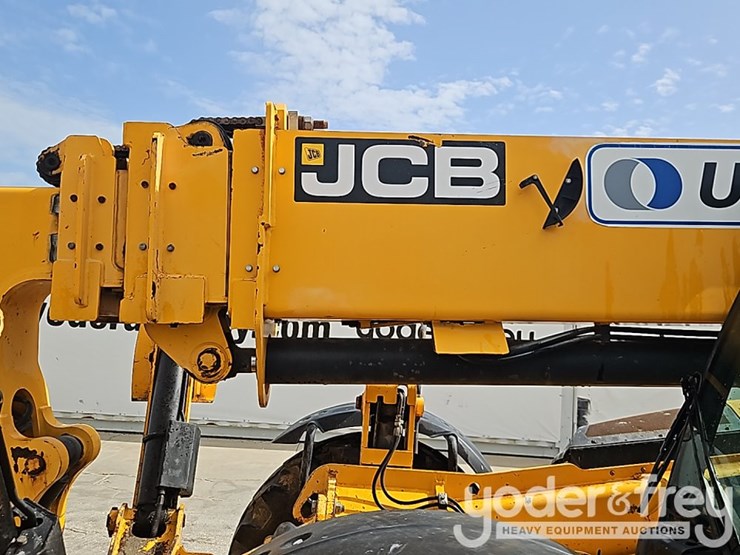 2018-jcb-510-56-image-18