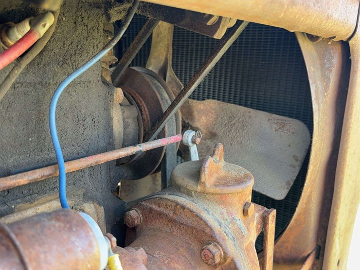 mccormick-deering-super-w-9-image-20