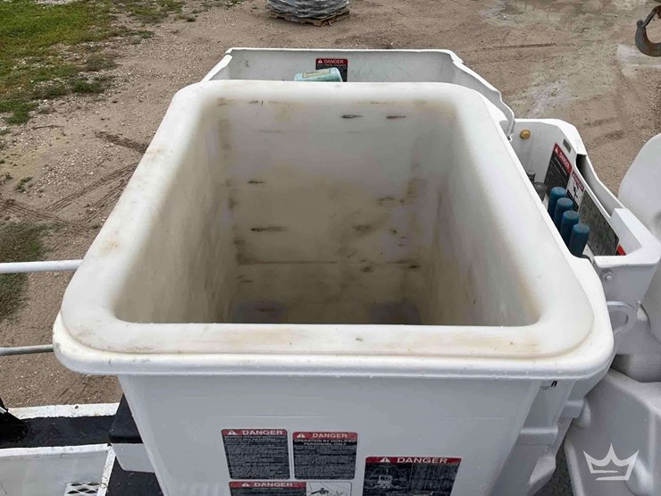 2015-ford-f550-image-30