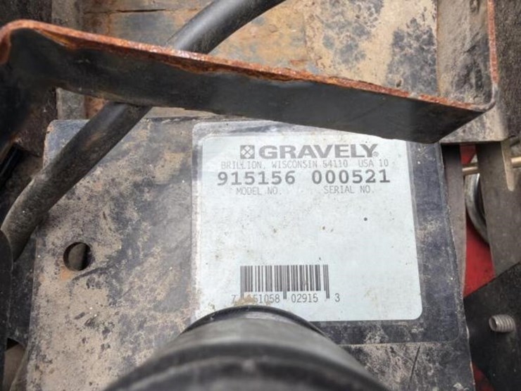 gravely-48-inch-zero-turn-image-14