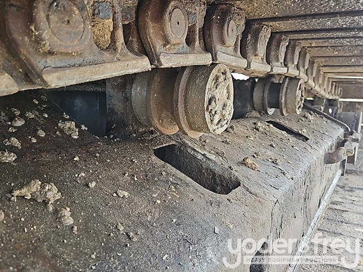 2013-caterpillar-328d-lcr-image-24