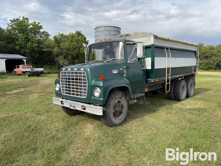 1978-ford-f700-image-1