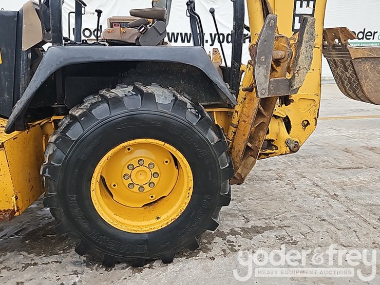 deere-310e-image-16