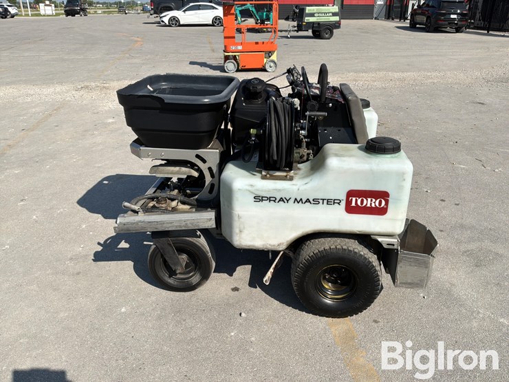 2021-massey-ferguson-730-image-8