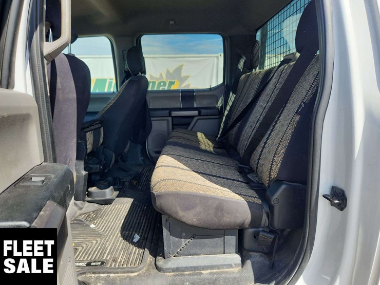 2020-ford-f350-image-15