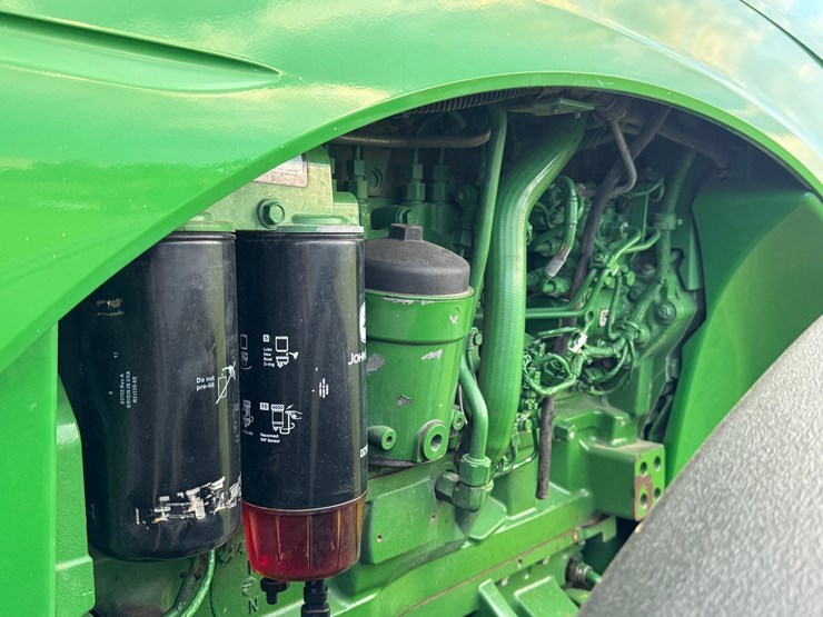 john-deere-8345r-image-60