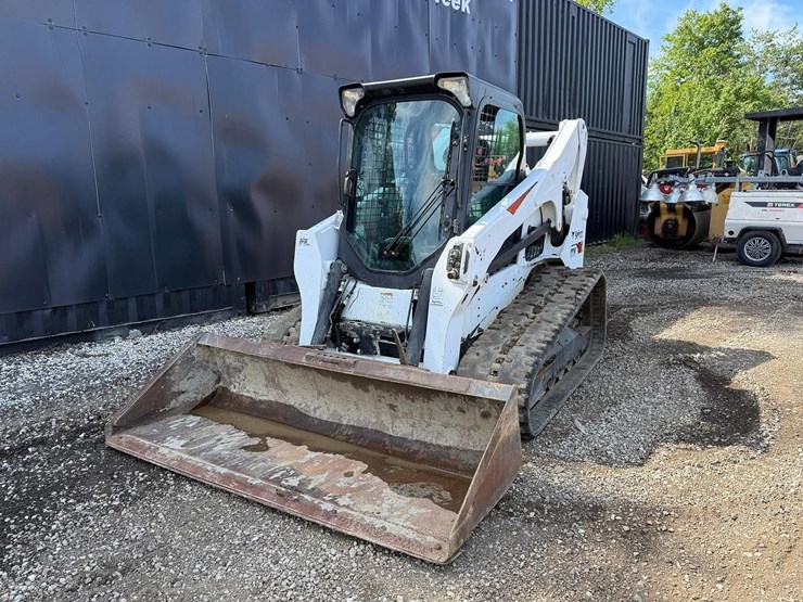 2019-bobcat-t770-image-8