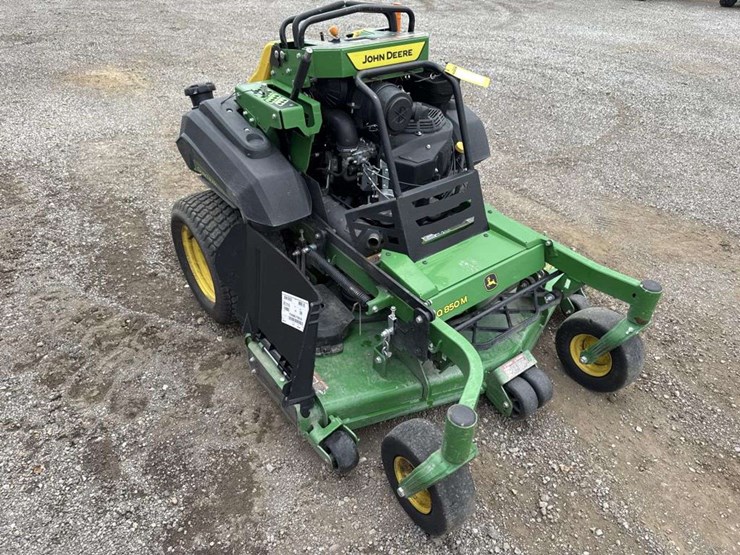 john-deere-m-image-4