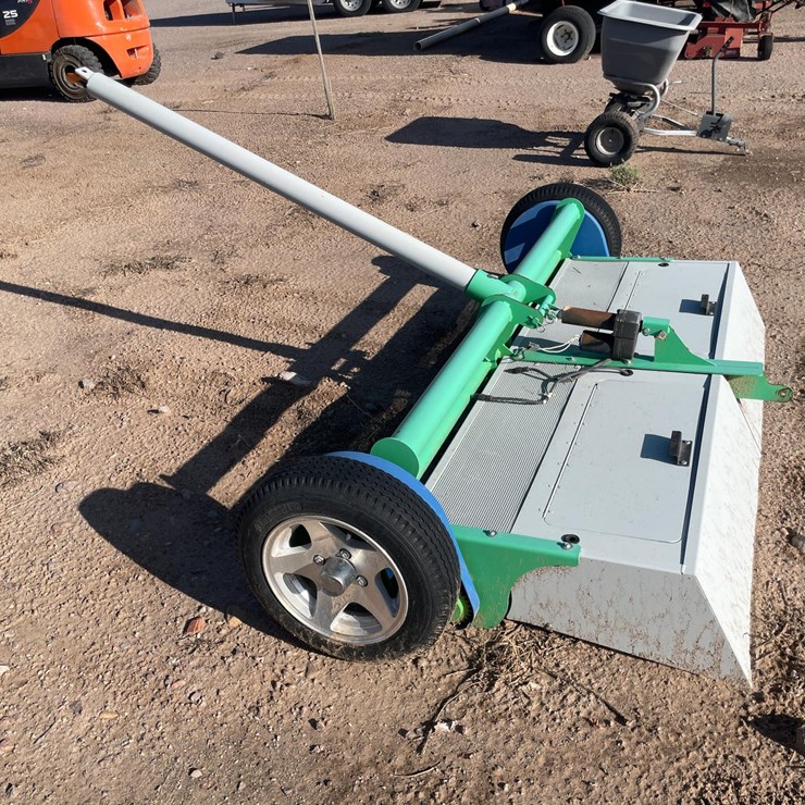 #2307 • Wheel Drive Sweeper (Offsite in Las Cruces)