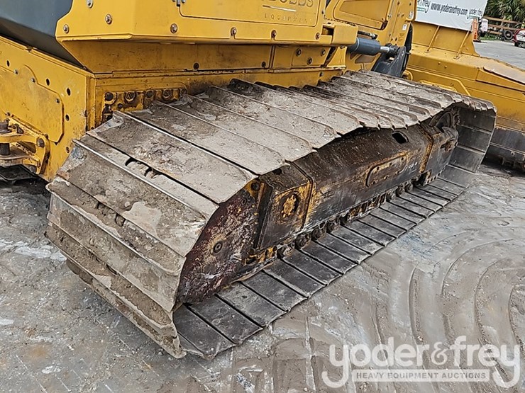 2022-deere-750l-image-8