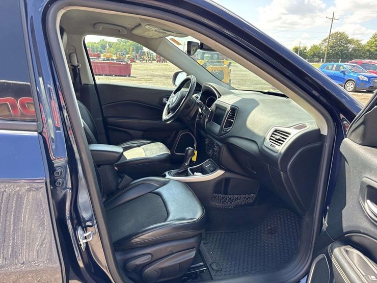 2018-jeep-compass-image-15