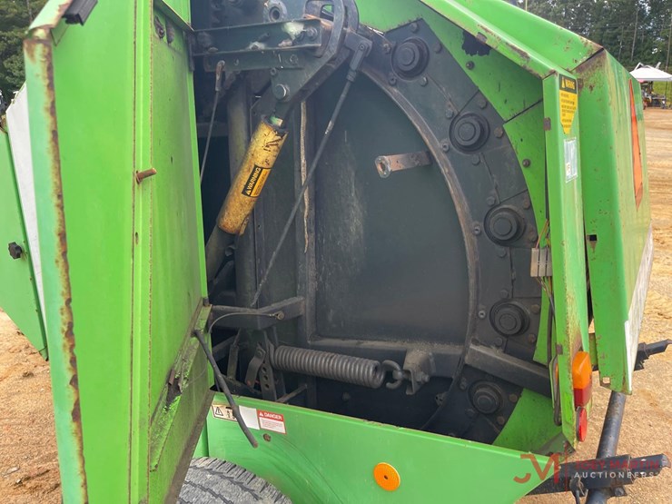 deutz-allis-round-baler-image-13