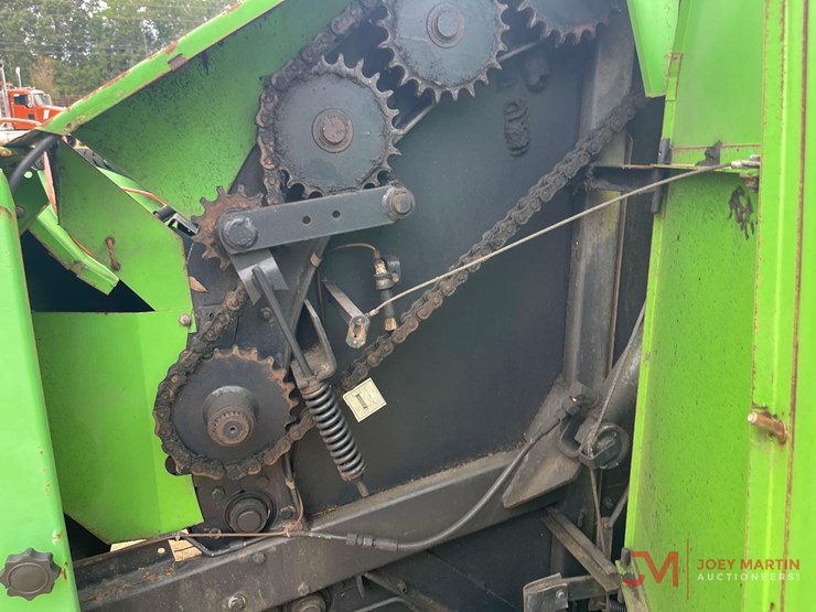 deutz-allis-round-baler-image-12