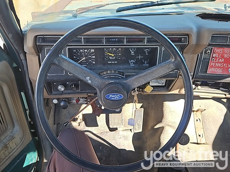 1987-ford-f700-image-31
