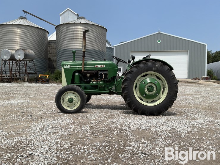 1960-oliver-550-image-8