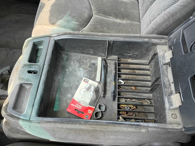 2006-chevrolet-silverado-3500-image-46