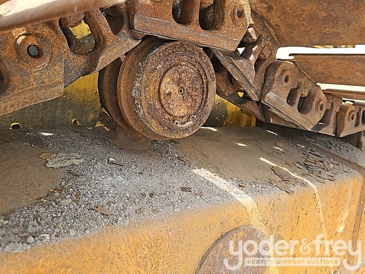 2023-komatsu-d39px-24-image-21