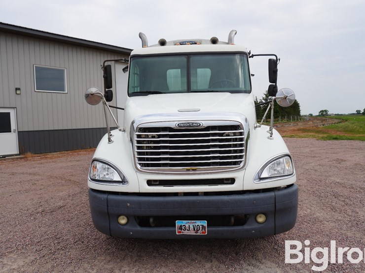 2005-caterpillar-c15-image-2