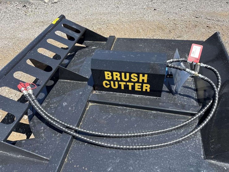 agt-ssrc72-skidsteer-brushcutter-image-7
