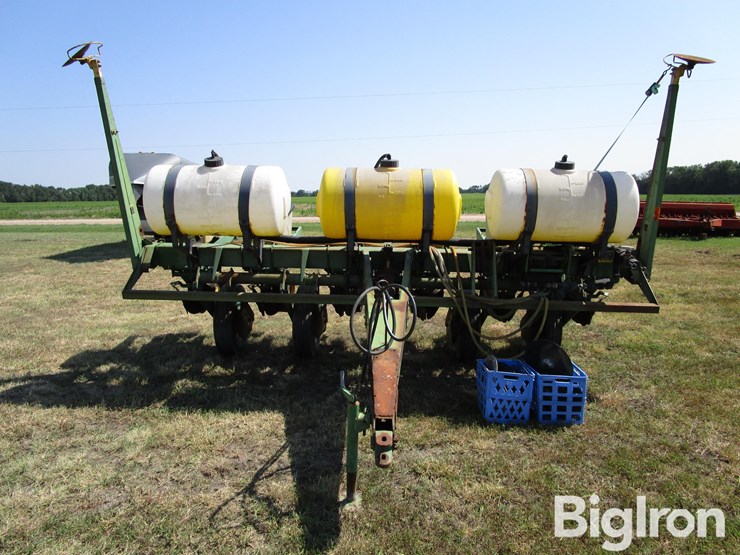 john-deere-7000-image-2