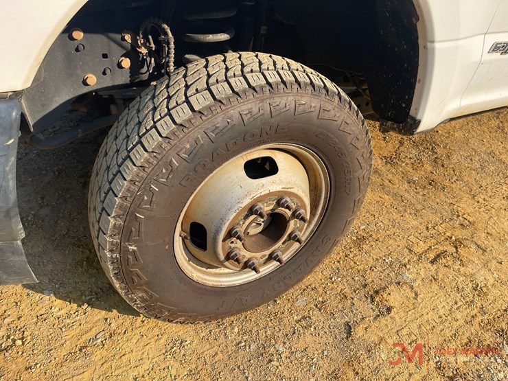 2018-ford-f350-xl-image-11