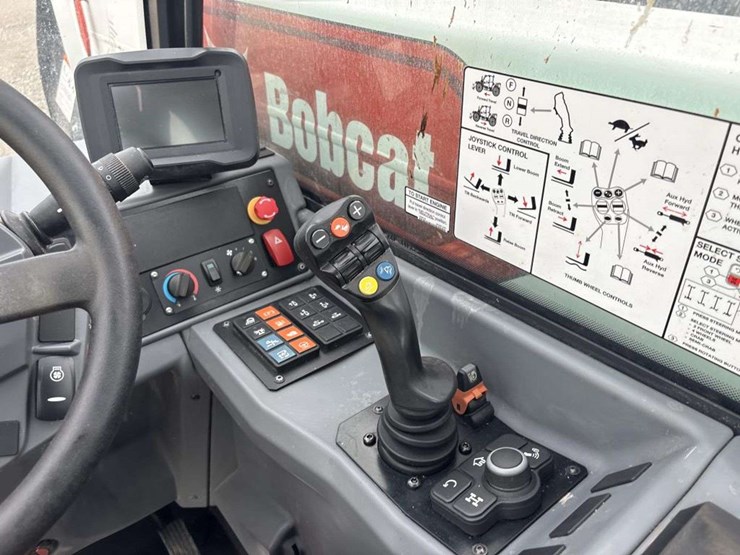 bobcat-tl619-image-15