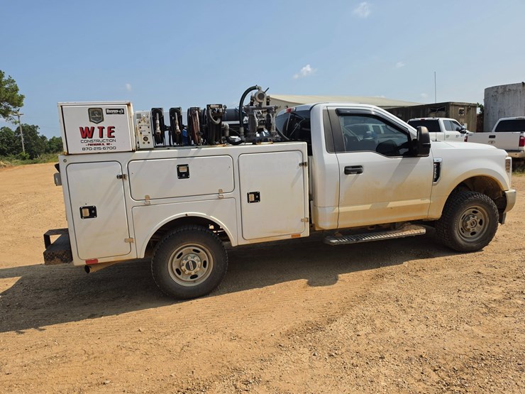 2018-ford-f250-image-17