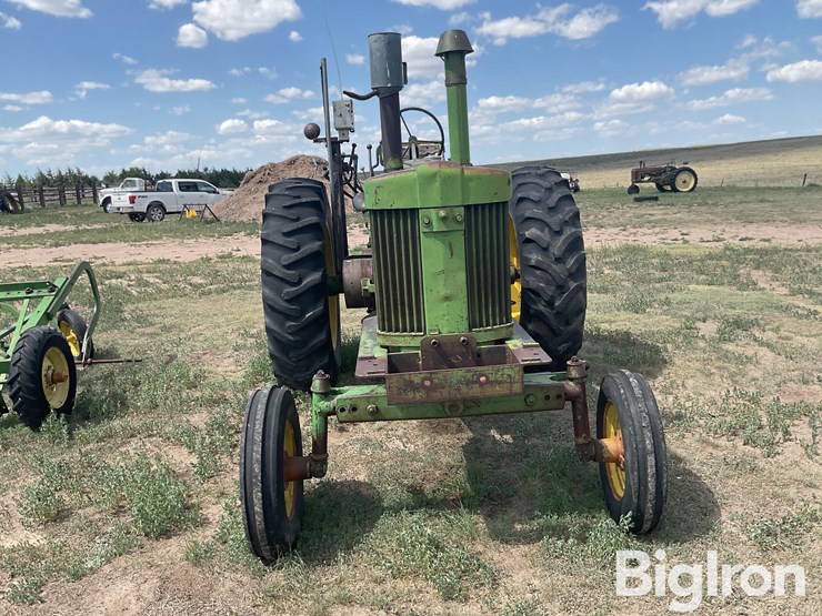 1956-john-deere-720-image-2