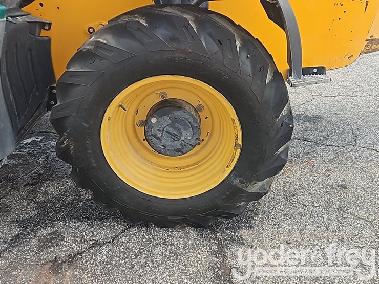 2015-jcb-507-42-image-10