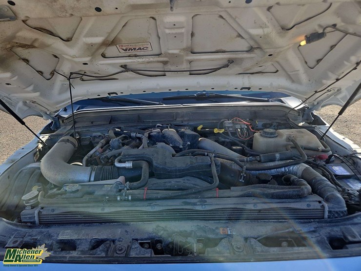 2013-ford-f550-image-30
