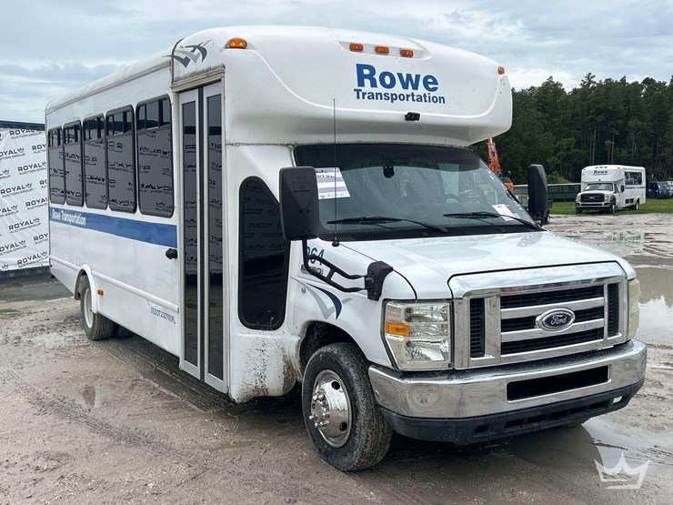 2011-ford-e450-image-2