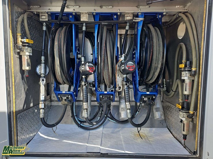 2013-ford-f550-image-7