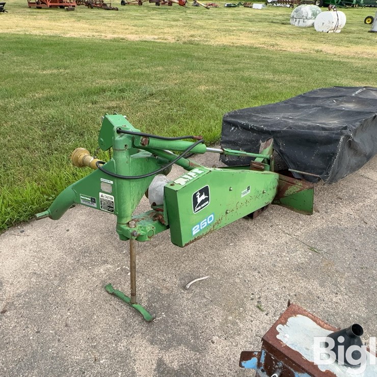 JOHN DEERE 260