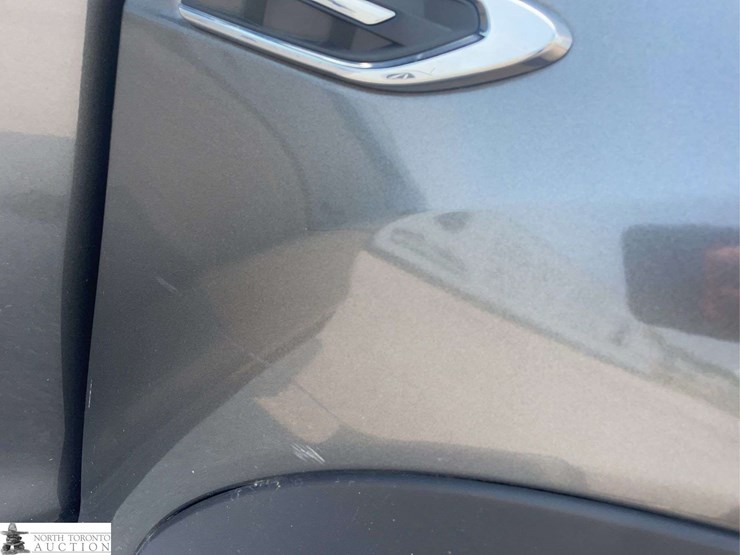 2017-ford-escape-se-image-28