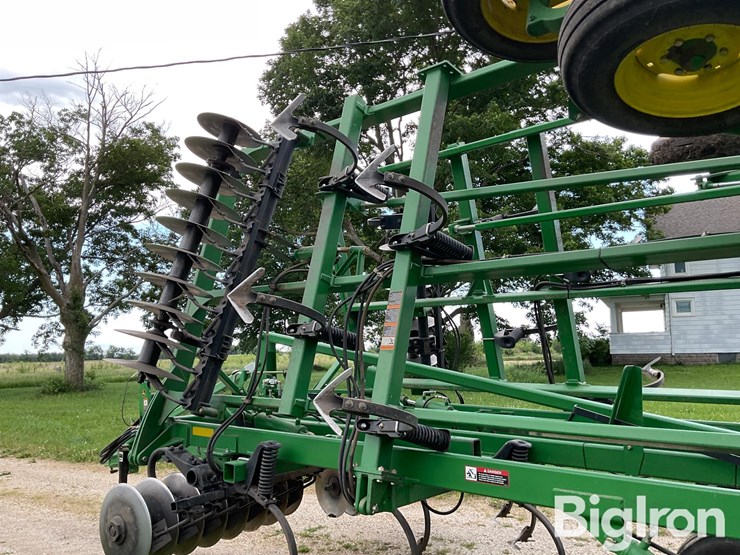 2009-john-deere-2310-image-17