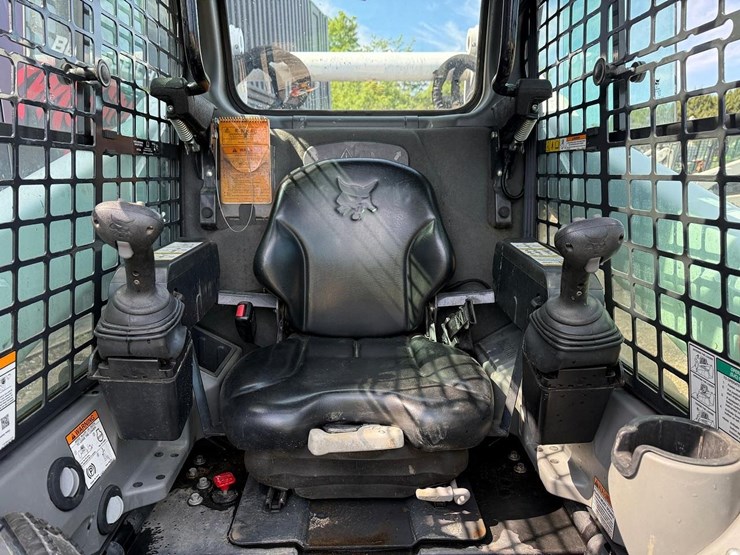2019-bobcat-t770-image-19