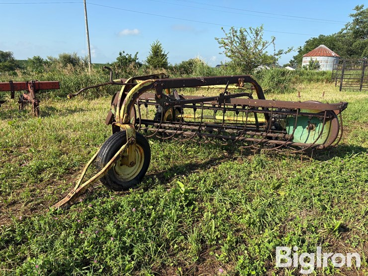 john-deere-640-image-1