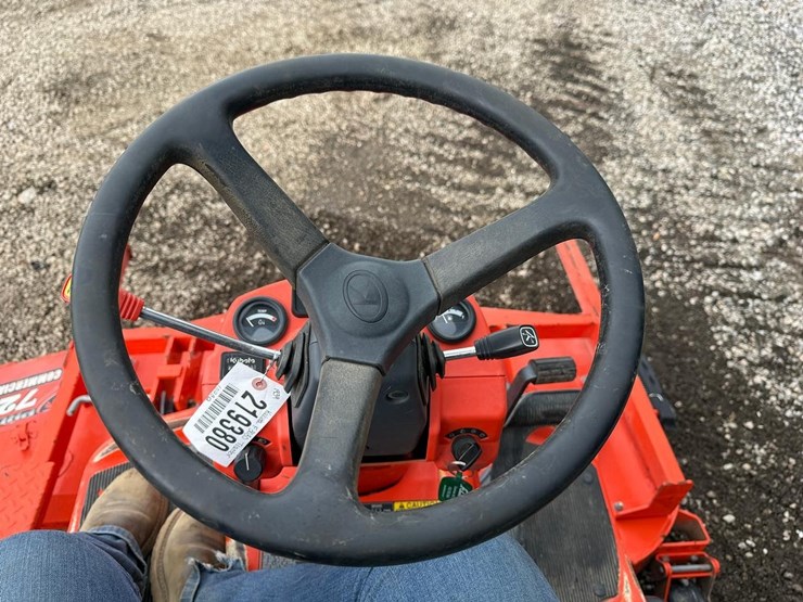 kubota-f3080-image-16