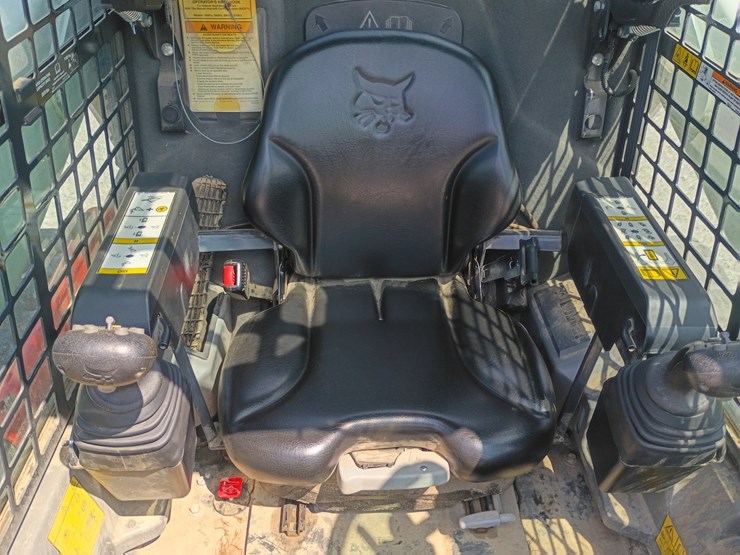 2023-bobcat-t650-image-28